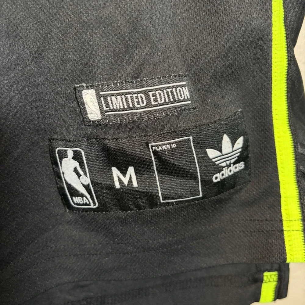 Adidas Kevin Durant OKC Thunder Jersey 35‎ Black Neon Yellow Limited Edition M